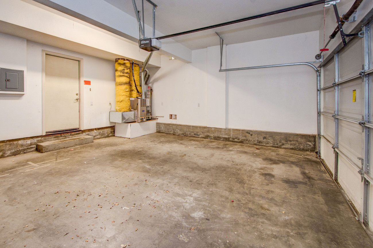 1650 Glenmore-33.jpg